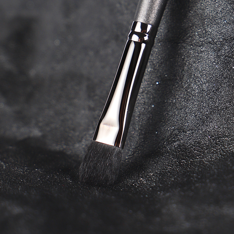 Piccasso Grey Makeup Brush 707 - Makeup Beauty Ro recension och pris